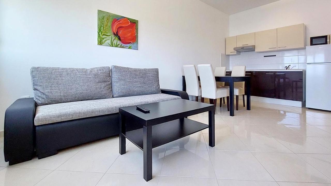 Vista 1 - With Sea View Apartment Porec