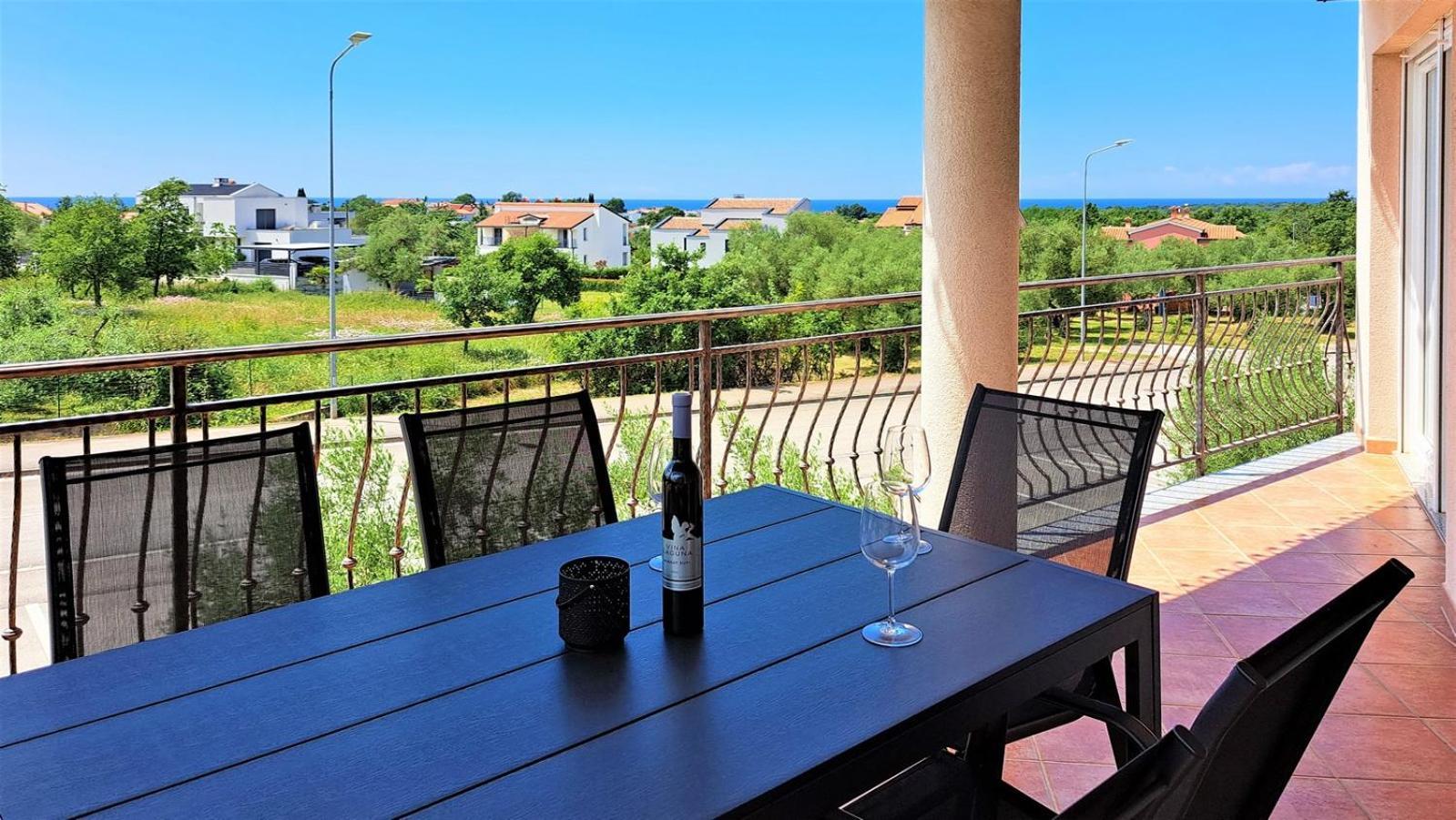 Vista 1 - With Sea View Apartment Porec
